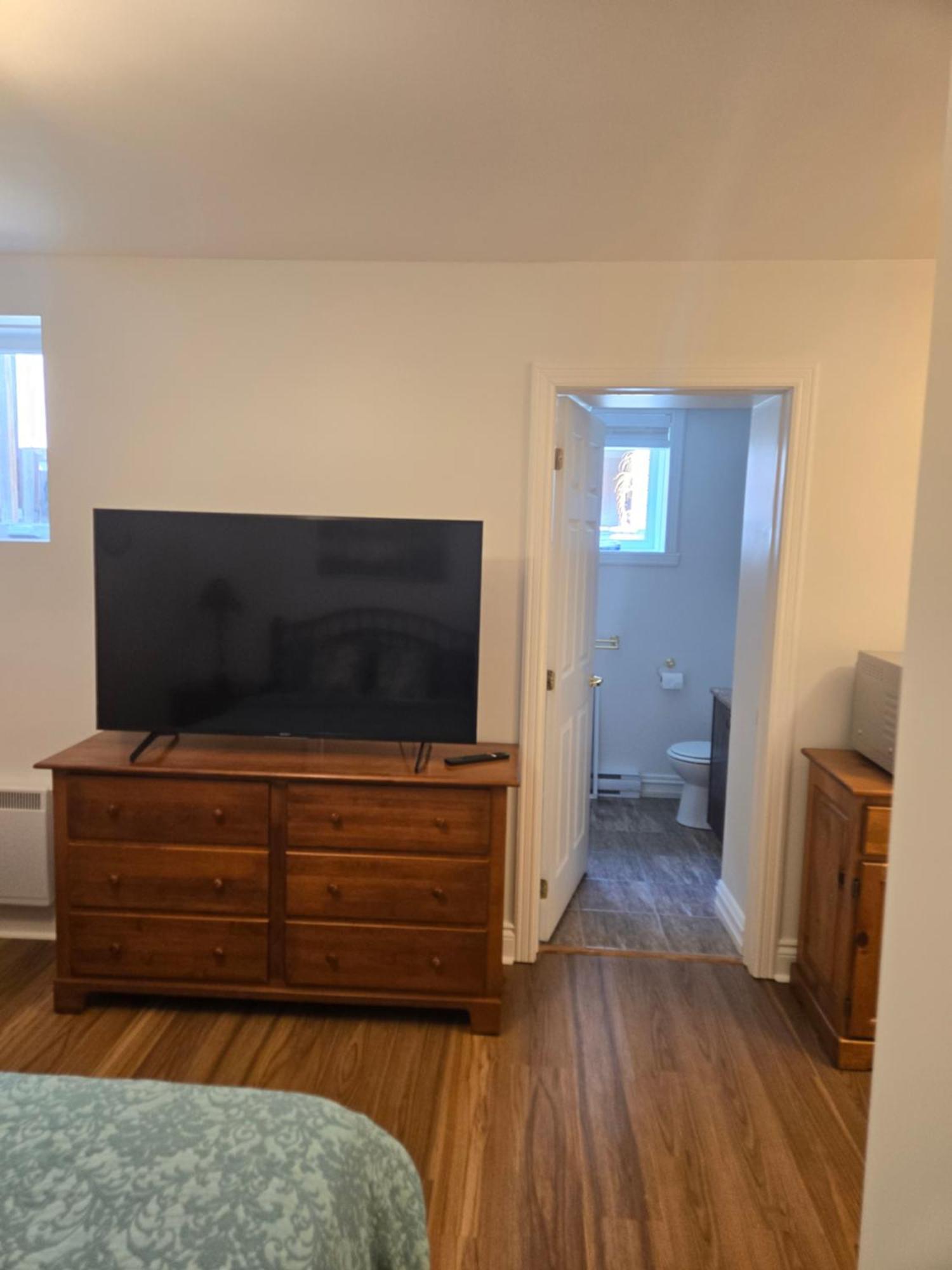 Appartement Doux Cocon à Saint-Jean-sur-Richelieu Extérieur photo